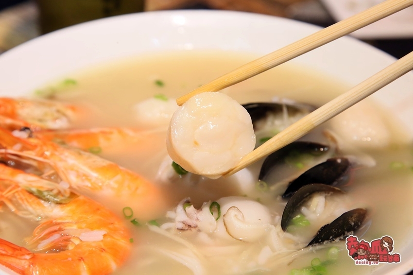 【台南美食】台南獨賣珍珠海鮮粥!紅到日本的飲料這裡喝得到:御私藏 - 熱血玩台南。跳躍新世界