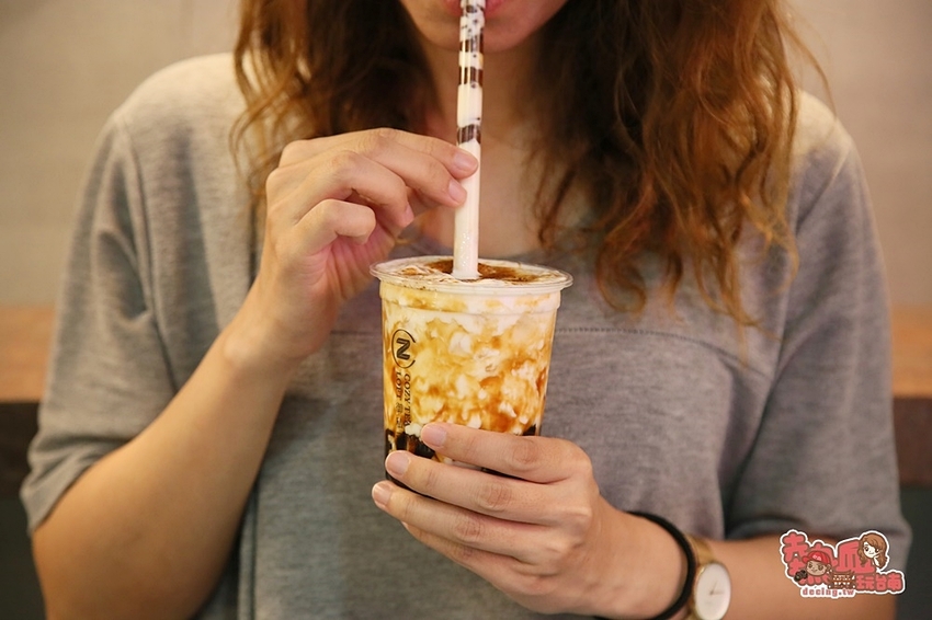 【台南美食】台南獨賣珍珠海鮮粥!紅到日本的飲料這裡喝得到:御私藏 - 熱血玩台南。跳躍新世界