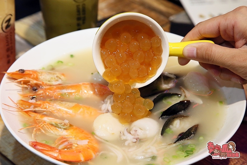 【台南美食】台南獨賣珍珠海鮮粥!紅到日本的飲料這裡喝得到:御私藏 - 熱血玩台南。跳躍新世界