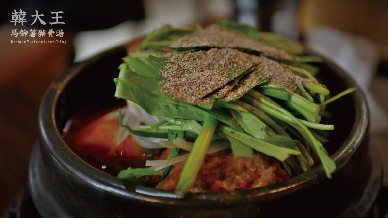 《台中西屯》韓大王馬鈴薯豬骨湯│逢甲一個人也能吃的韓國美食馬 韓大王馬鈴薯豬骨湯-8
