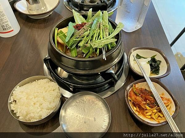 20221214_122936585_iOS-1