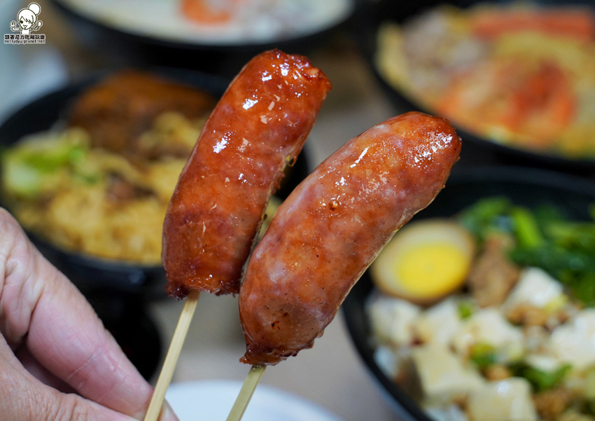 品味屋姊妹店｜品膳 堅持手工特製台式小吃、麵食、鍋燒，招牌香菇雞湯、竹筍湯、手工麵、香腸（點冰沙免費暢飲） - 跟著尼力吃喝玩樂＆親子生活