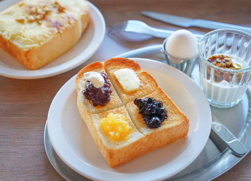 [高雄苓雅美食]Sun Sun山山-銅板價小確幸!每日限量山形厚片吐司專賣
