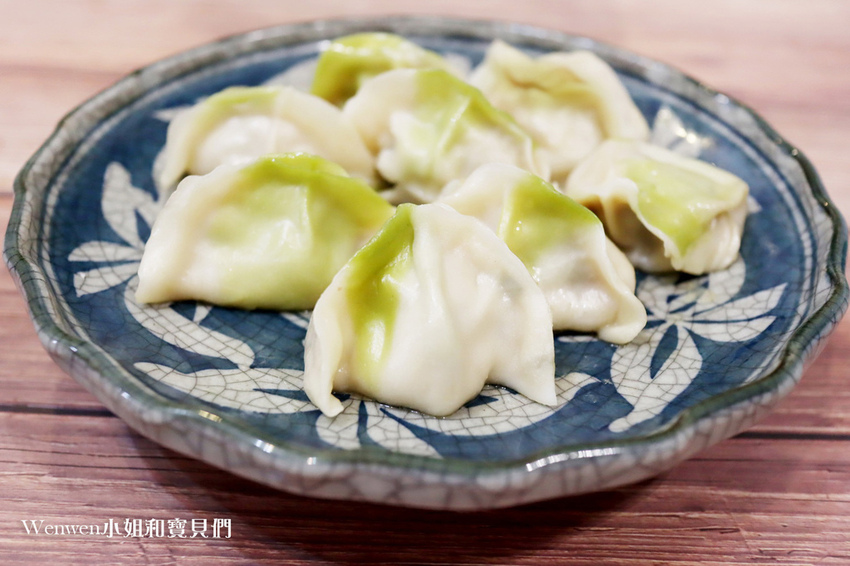 2021.06 防疫美食點水樓冷凍水餃 黑毛豬肉九層塔水餃 (3).JPG