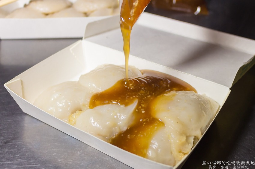 高雄苓雅︱國民市場８元大肉圓　5顆40元飽一餐，農曆春節發紅包前後，花小小錢就吃飽活到下個月發薪日比較重要啊！