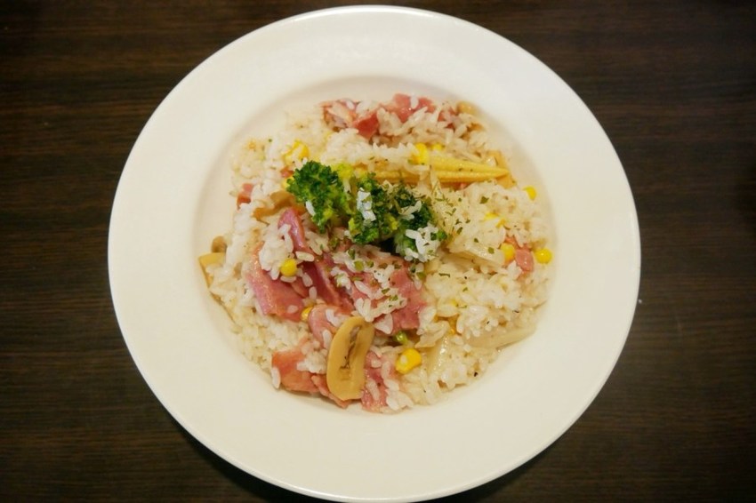 pasta good good,元智大學,元智大學美食,內壢美食,內壢蛤蠣麵,桃園美食,桃園義大利麵,桃園蛤蠣麵,男人的考驗之蝦爆你的麵,痛風蛤蠣麵 @VIVIYU小世界 pasta good good,元智大學,元智大學美食,內壢美食,內壢蛤蠣麵,桃園美食,桃園義大利麵,桃園蛤蠣麵,男人的考驗之蝦爆你的麵,痛風蛤蠣麵 @VIVIYU小世界