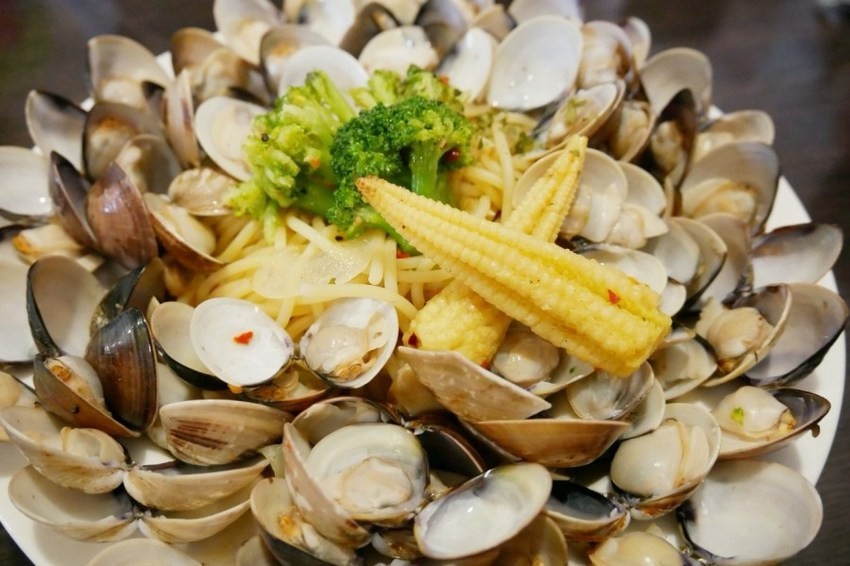 pasta good good,元智大學,元智大學美食,內壢美食,內壢蛤蠣麵,桃園美食,桃園義大利麵,桃園蛤蠣麵,男人的考驗之蝦爆你的麵,痛風蛤蠣麵 @VIVIYU小世界 pasta good good,元智大學,元智大學美食,內壢美食,內壢蛤蠣麵,桃園美食,桃園義大利麵,桃園蛤蠣麵,男人的考驗之蝦爆你的麵,痛風蛤蠣麵 @VIVIYU小世界