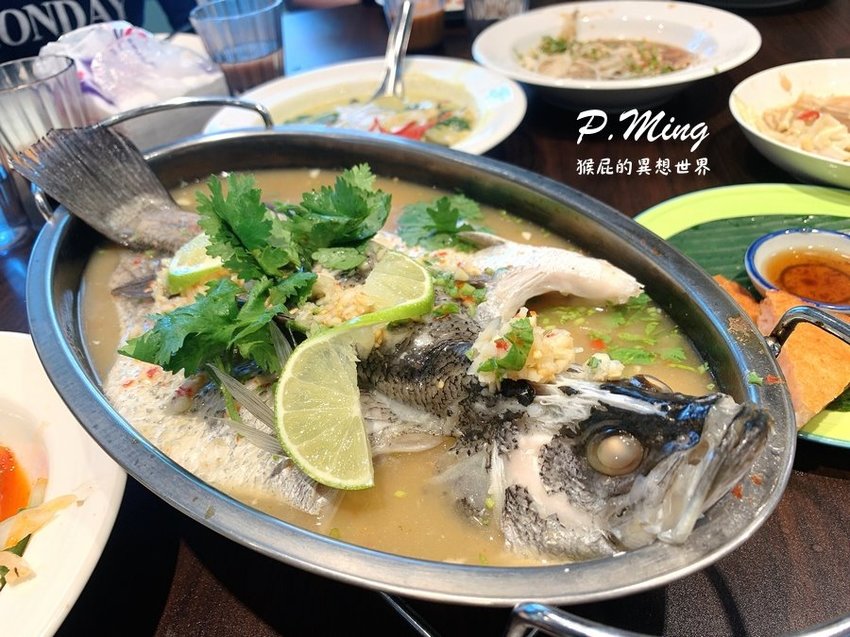 【台北內湖】內湖網美風泰式料理-P.Ming泰式廚坊！月亮蝦餅超級厚！平價美味，CP值高，適合慶生聚餐！內湖737巷附近！ @猴屁的異想世界