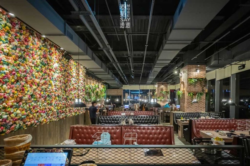 [台南 火鍋]新馬辣經典麻辣鍋(南紡店)開幕囉!澳洲M7和牛,16款哈根達斯