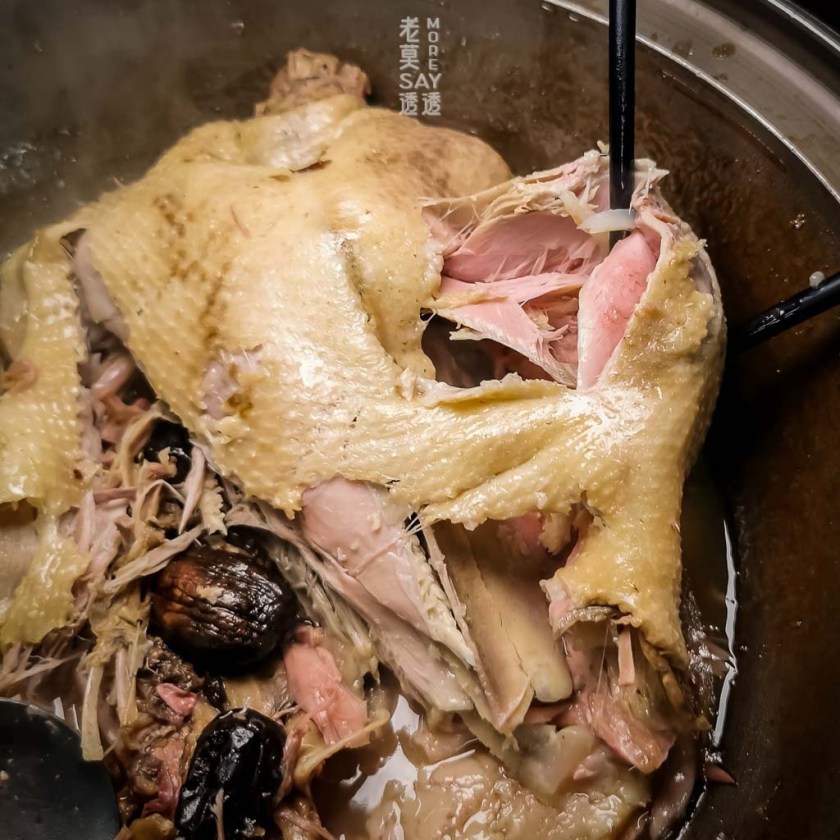 [台南 熱炒]東區貴十八重慶烤魚,老闆一身30年好手藝!孜然香酥蝦,剁椒脆卷