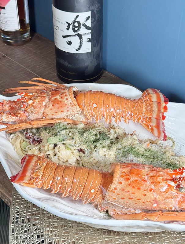 預約制華國私廚，民生社區美食新亮點，品嚐奢華華國烤鴨盛宴