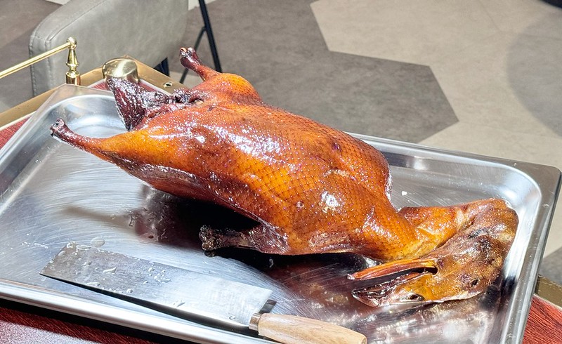 預約制華國私廚，民生社區美食新亮點，品嚐奢華華國烤鴨盛宴