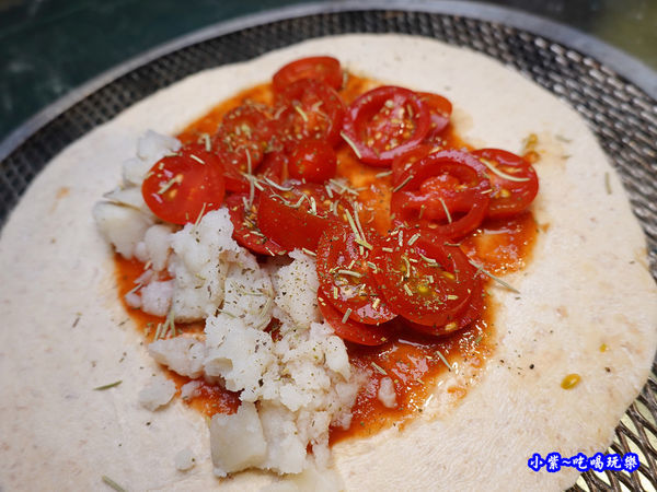 雙拼披薩餃-水果兔窯烤披薩饒河店   (5).jpg