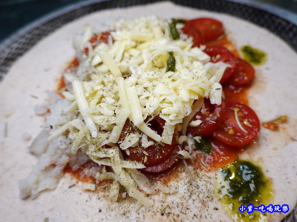 雙拼披薩餃-水果兔窯烤披薩饒河店   (6).jpg