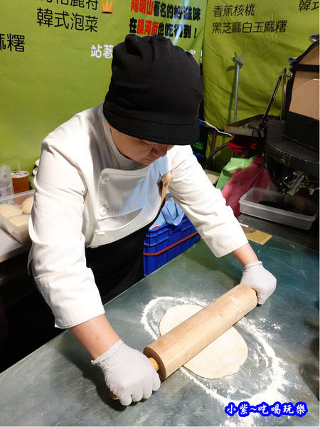 饒河街夜市美食--水果兔窯烤披薩饒河店 (2).jpg