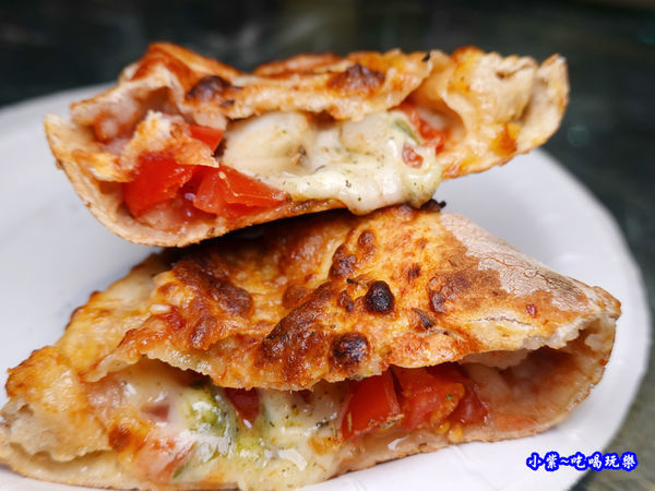 雙拼披薩餃-水果兔窯烤披薩饒河店   (3).jpg