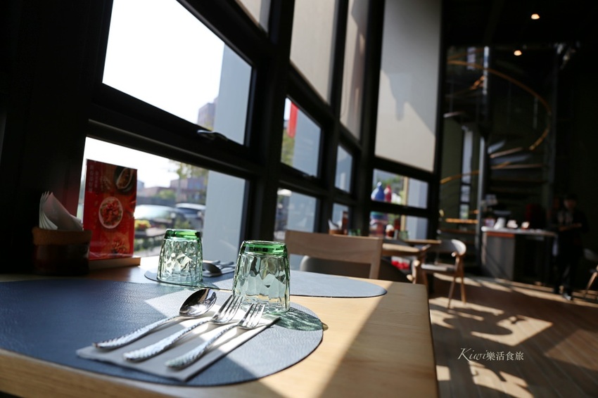 彰化首創皮革手工坊，路思大新創園區｜打造彰化唯一沙伯迪奧品牌、皮革、咖啡、義式料理、餐酒館美食美酒饗宴，提供住宿，近彰化交流道/彰化市區 - Kiwi 樂活食旅