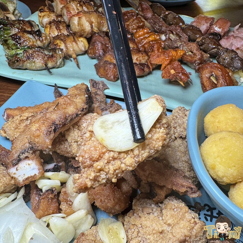 全新竹最平價的麻辣烤魚只要299元！人氣鹽酥雞店還有整隻炸帝王蟹上桌！ 車庫鹽酥雞季節限定新品香辣烤魚只要299元！ (菜單營業時間地址電話) - 跟著踢小米吃喝玩樂趣