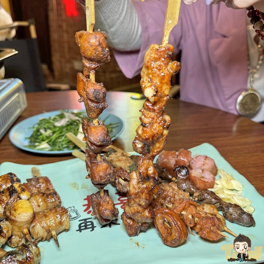 全新竹最平價的麻辣烤魚只要299元！人氣鹽酥雞店還有整隻炸帝王蟹上桌！ 車庫鹽酥雞季節限定新品香辣烤魚只要299元！ (菜單營業時間地址電話) - 跟著踢小米吃喝玩樂趣