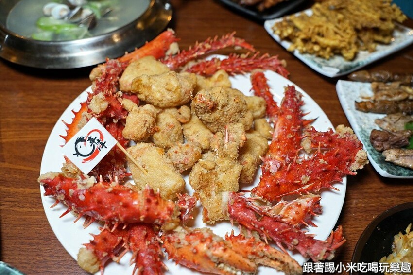 全新竹最平價的麻辣烤魚只要299元！人氣鹽酥雞店還有整隻炸帝王蟹上桌！ 車庫鹽酥雞季節限定新品香辣烤魚只要299元！ (菜單營業時間地址電話) - 跟著踢小米吃喝玩樂趣