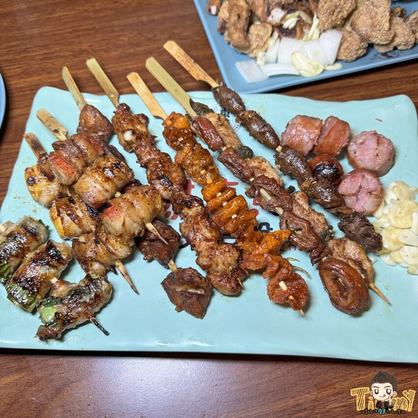 全新竹最平價的麻辣烤魚只要299元！人氣鹽酥雞店還有整隻炸帝王蟹上桌！ 車庫鹽酥雞季節限定新品香辣烤魚只要299元！ (菜單營業時間地址電話) - 跟著踢小米吃喝玩樂趣