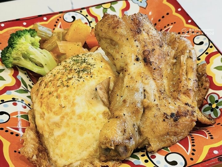 美麗繽紛的花叢,陶醉浪漫的氛圍,Emmie的南法玫瑰園 - 魚兒 x 牽手明太子的「視」界旅行