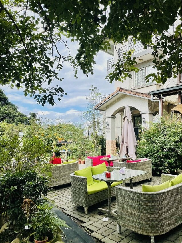 美麗繽紛的花叢,陶醉浪漫的氛圍,Emmie的南法玫瑰園 - 魚兒 x 牽手明太子的「視」界旅行