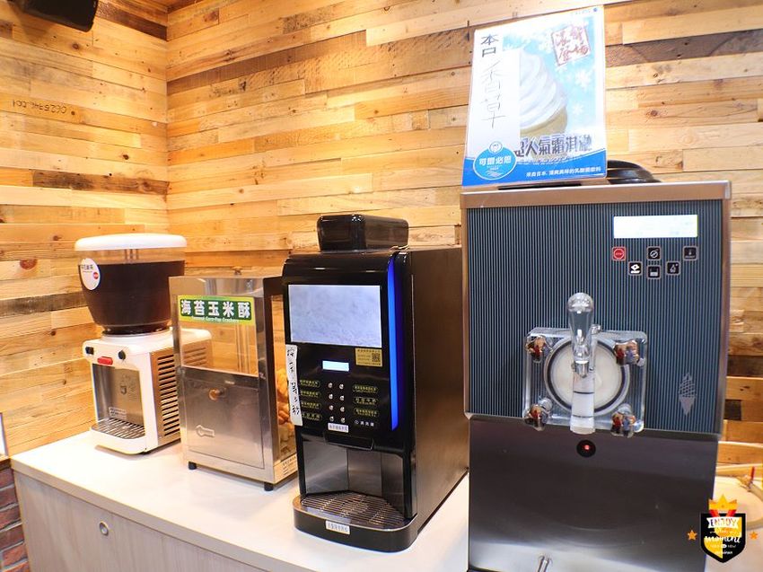 台南小火鍋／平價消費CP值高／10多種自助吧產品無限供應／用餐時段必客滿／隱藏版鍋物在牆上／限量古早味豬油拌飯／不收服務費