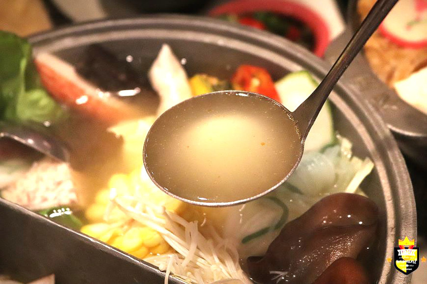 台南小火鍋／平價消費CP值高／10多種自助吧產品無限供應／用餐時段必客滿／隱藏版鍋物在牆上／限量古早味豬油拌飯／不收服務費