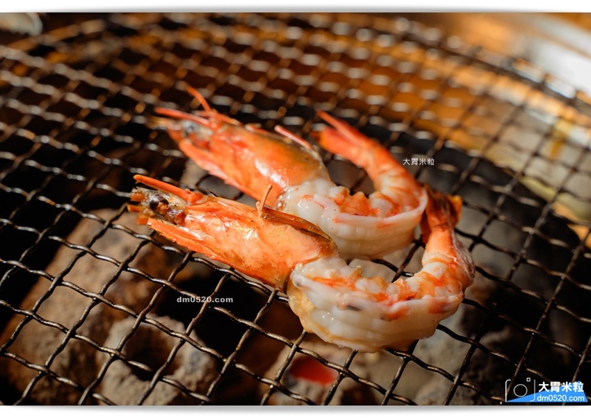 YKNK club遠百信義