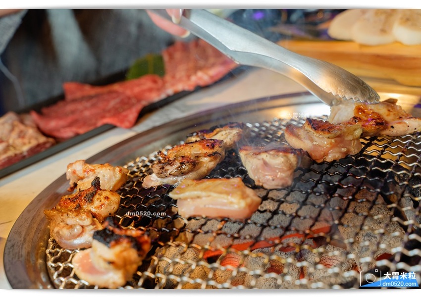 YKNK club遠百信義