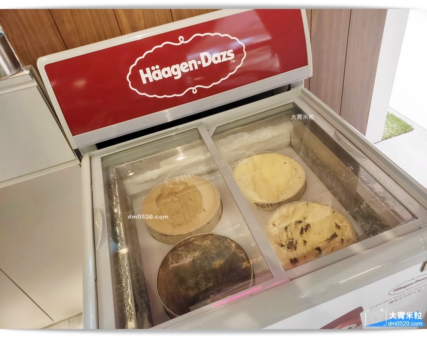 YKNK club遠百信義