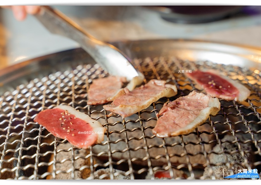 YKNK club遠百信義