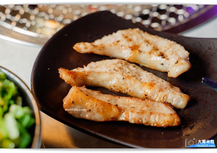 YKNK club遠百信義