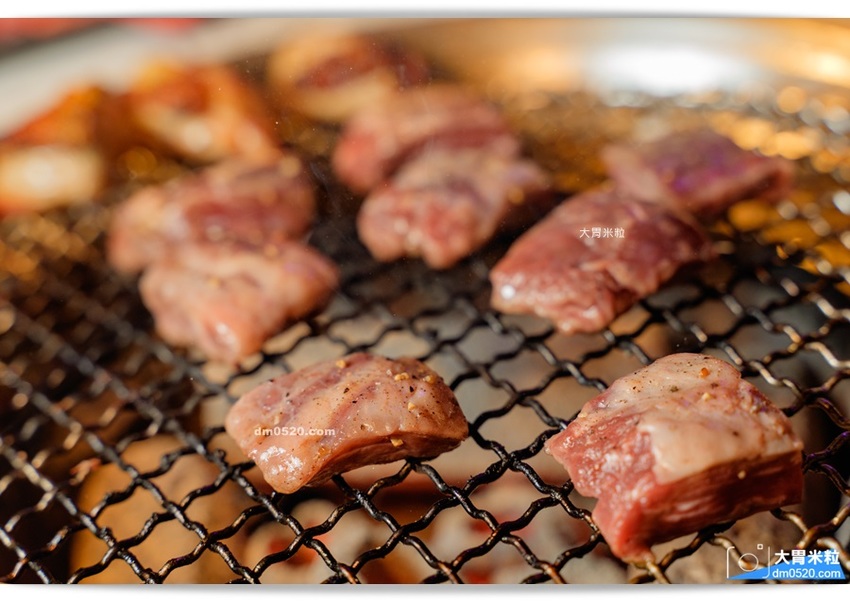 YKNK club遠百信義