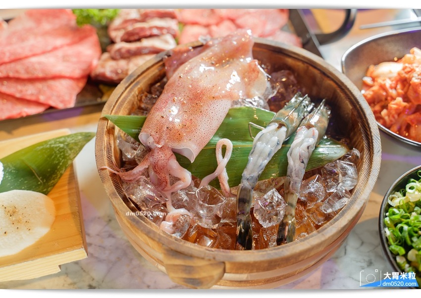 YKNK club遠百信義