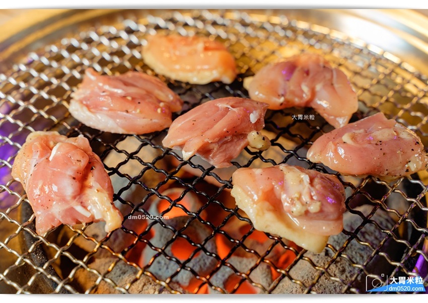 YKNK club遠百信義