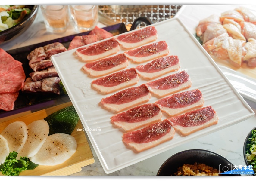 YKNK club遠百信義