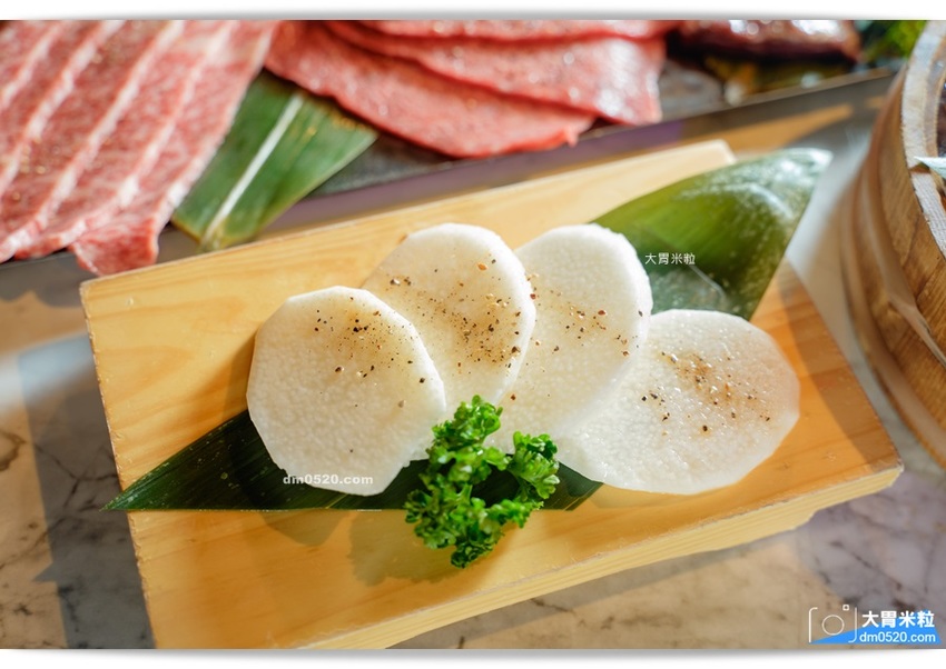 YKNK club遠百信義