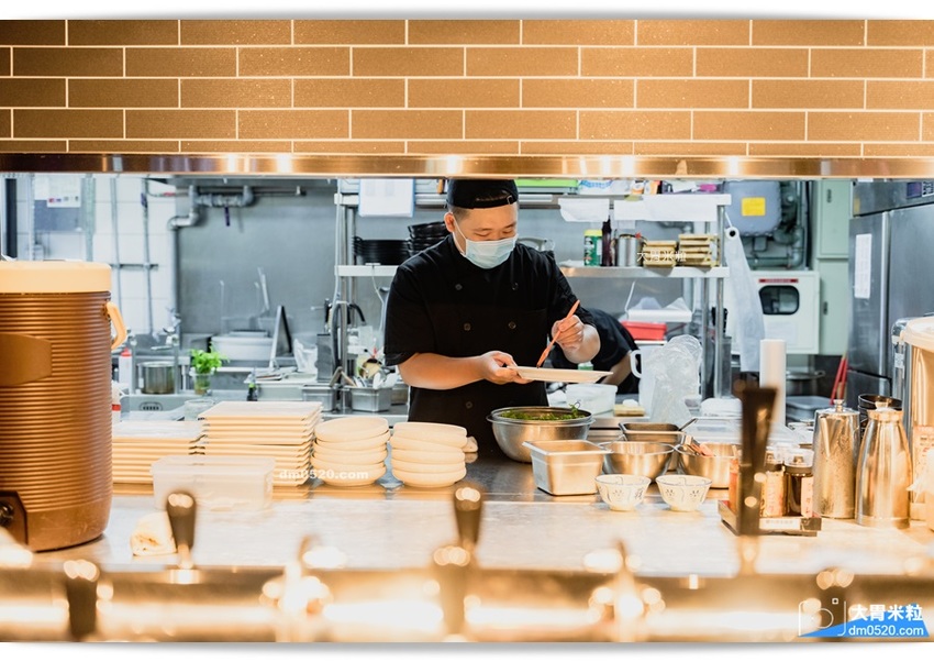 YKNK club遠百信義