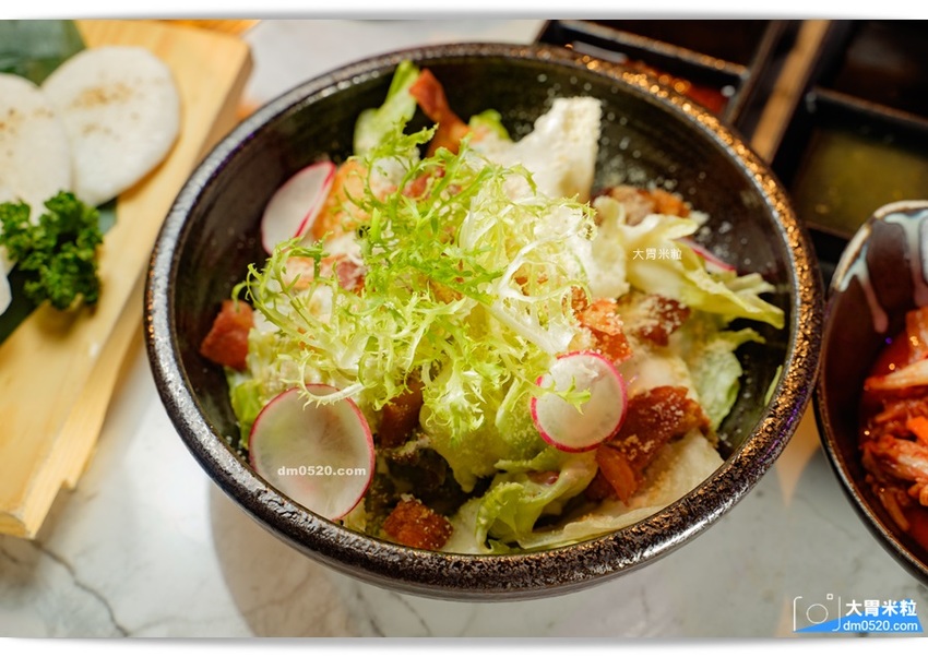 YKNK club遠百信義