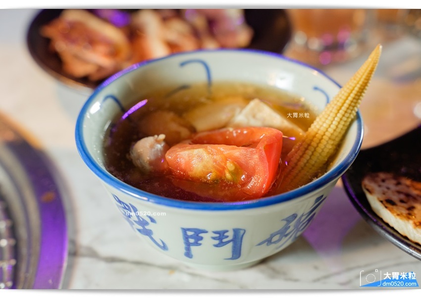 YKNK club遠百信義