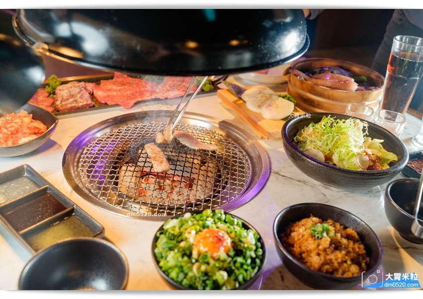 YKNK club遠百信義