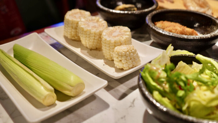 [信義吃到飽] YKNK club｜真日本A5和牛燒肉吃到飽！超美油花～入口即化～