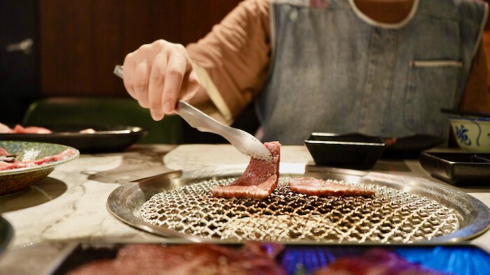 [信義吃到飽] YKNK club｜真日本A5和牛燒肉吃到飽！超美油花～入口即化～