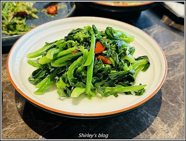 捷運市政府站 ‧ 心潮飯店/永心鳳茶