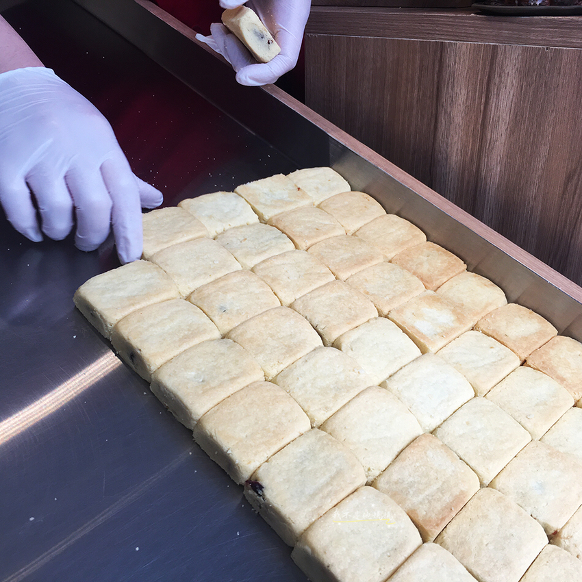 古早味花生糖,古早味花生糖,娃娃酥推薦,正一花生酥,杏仁酥,迷你鳳梨酥,現烤鳳梨酥,永康街平價美食,永康街現烤鳳梨酥,ヌガー, Nougat