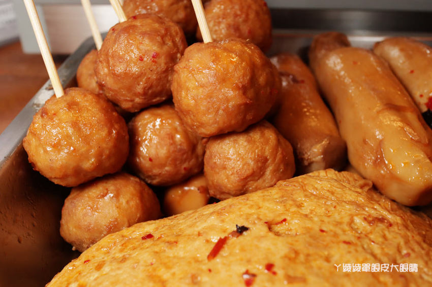 新竹滷味推薦秘醬滷味!來自上海的冷滷味,獨門滷汁香氣逼人!必吃巨大旗津黑輪片跟炸蛋