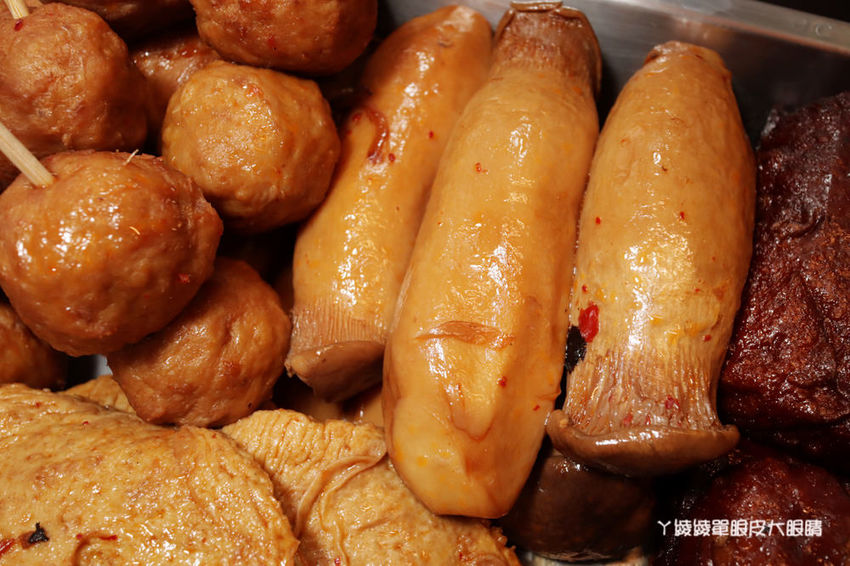 新竹滷味推薦秘醬滷味!來自上海的冷滷味,獨門滷汁香氣逼人!必吃巨大旗津黑輪片跟炸蛋