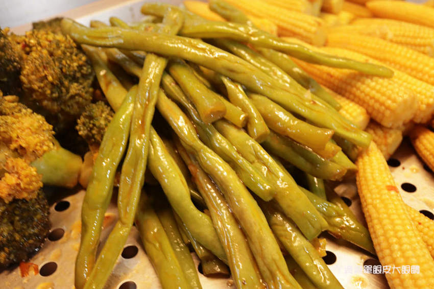 新竹滷味推薦秘醬滷味!來自上海的冷滷味,獨門滷汁香氣逼人!必吃巨大旗津黑輪片跟炸蛋